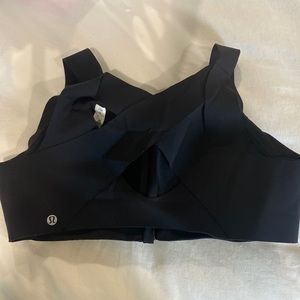 Black Lululemon Sports Bra